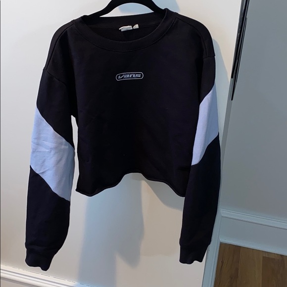 Vans Tops - Off the Wall Vans cropped crew neck